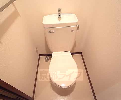 トイレ　清潔感のある洋式トイレ