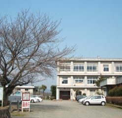 小学校　向田小学校（小学校）まで865m