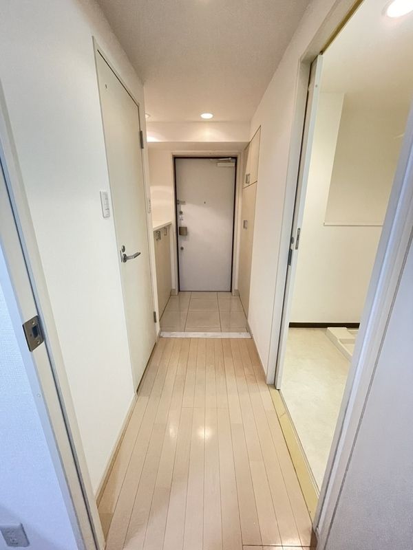 玄関　シンプルで使いやすい玄関です