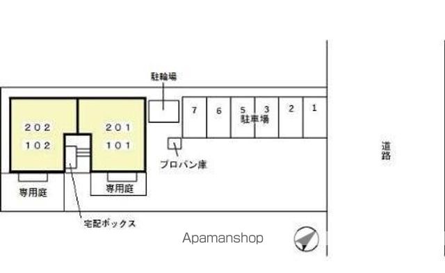 駐車場　駐車場