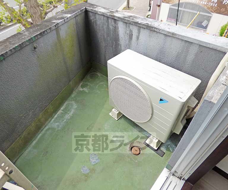 バルコニー　バルコニです。