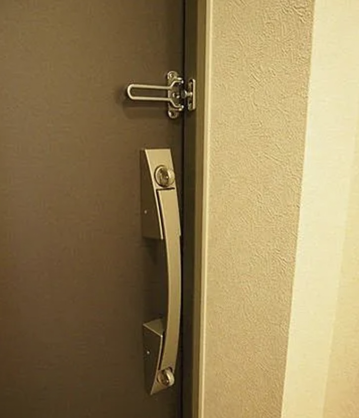 玄関　玄関です。