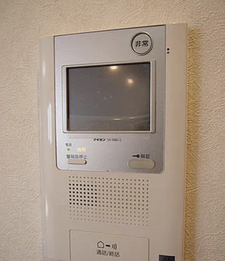 セキュリティ　モニター付きインターフォンです。