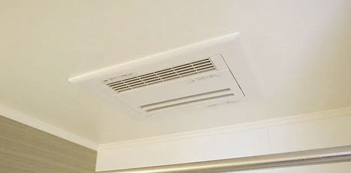 その他設備　浴室乾燥機です。