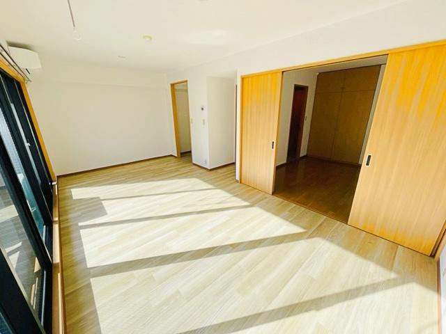 居室・リビング　※他のお部屋の写真です。