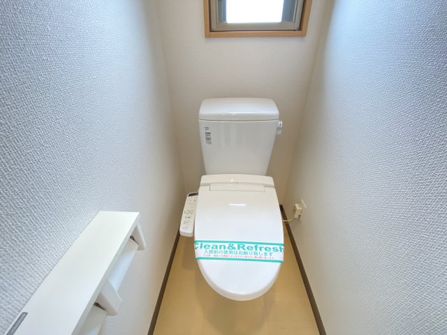 トイレ　同一タイプです。
