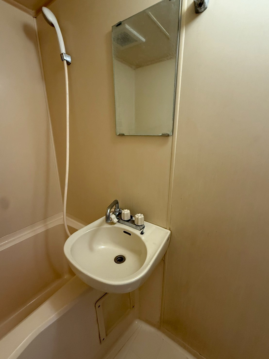 洗面設備　同物件代表的なお部屋の写真です