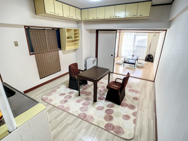 キッチン　掲載写真は空室の別部屋を掲載しております。実際のお部屋と仕様