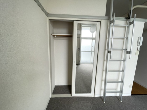 収納　※別部屋の写真です