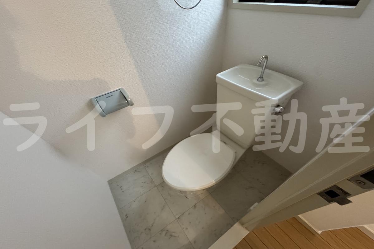 トイレ　清潔感のあるトイレです