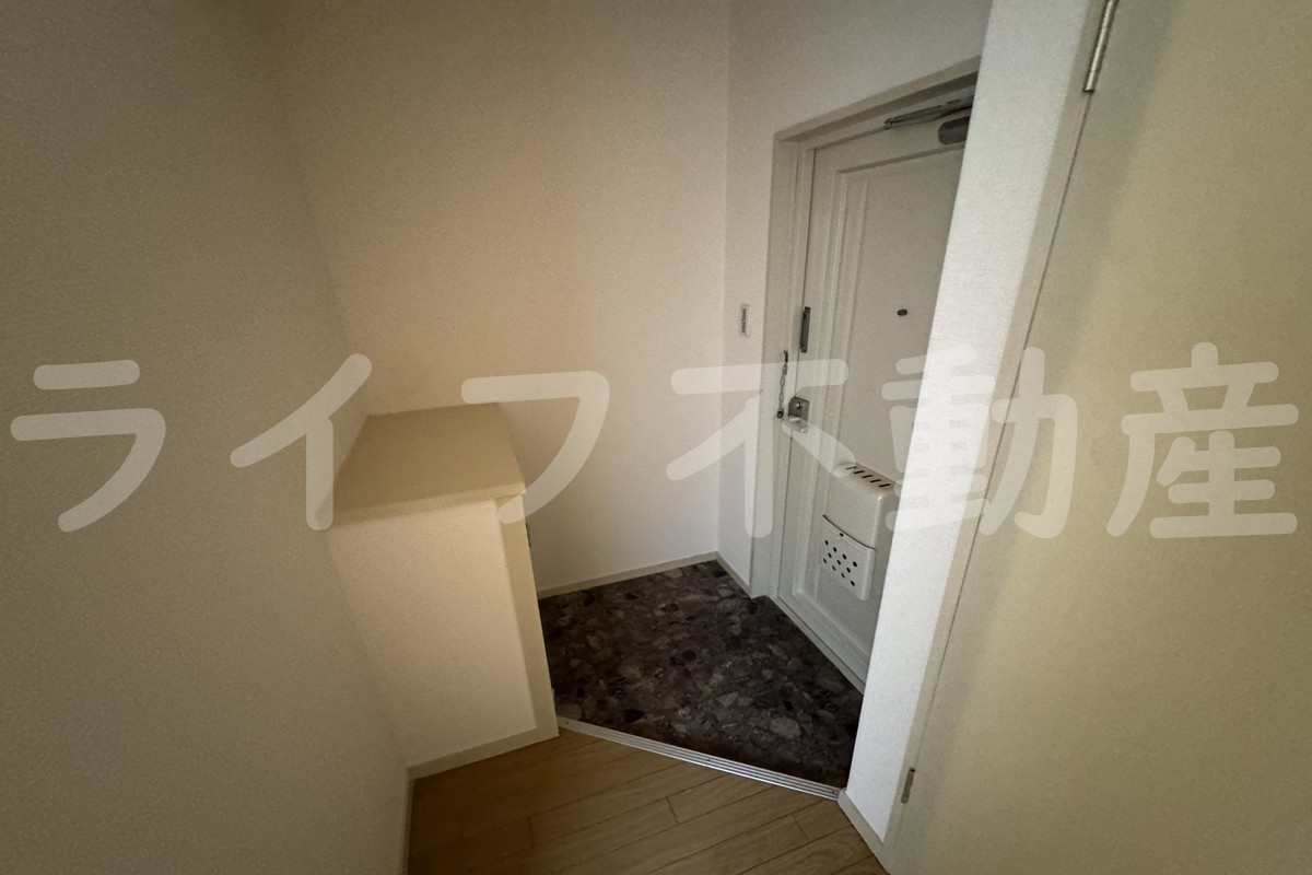 玄関　シンプルで使いやすい玄関です