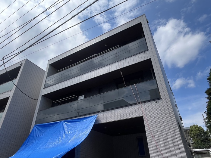 建物外観　建築中