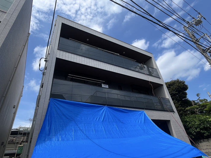 建物外観　建築中