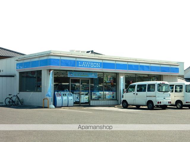 コンビニ　ローソン岡山ドーム前店（コンビニ）まで324m