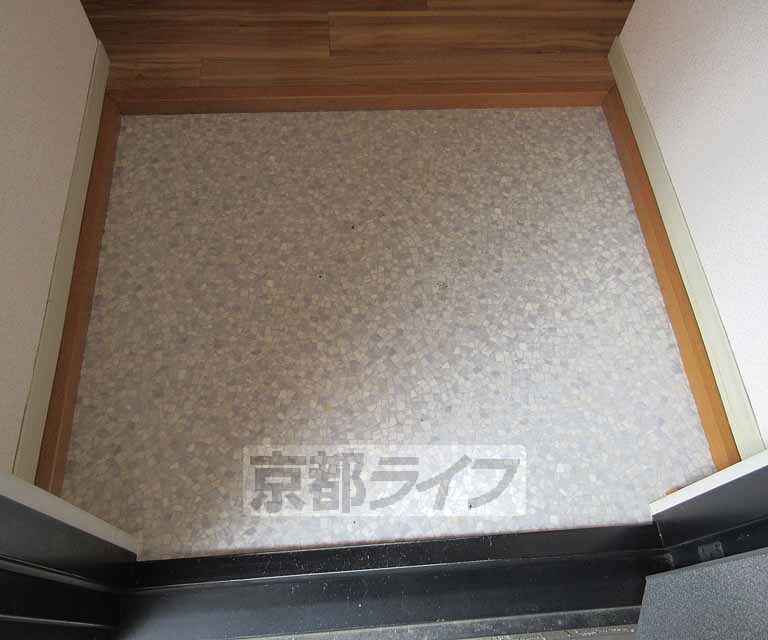 玄関　段差の少ない玄関です！