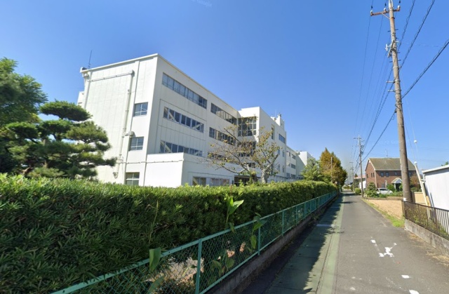 小学校　焼津市立大富小学校（小学校）まで1800m