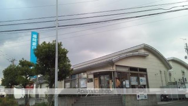 銀行　福岡銀行千鳥支店（銀行）まで1235m