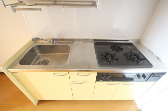 キッチン　※別部屋の写真です
