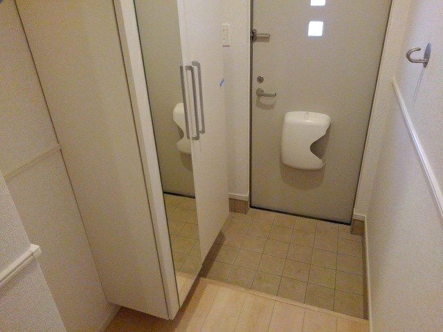玄関　落ち着いた玄関です