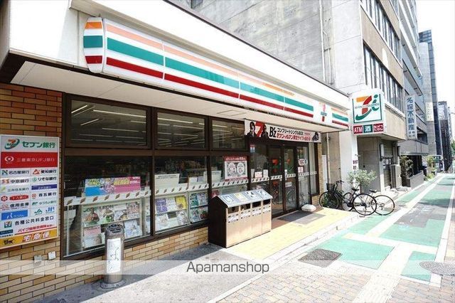 コンビニ　セブンイレブン（コンビニ）まで257m