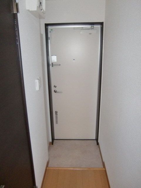 玄関　もちろんシューズボックスもございます。