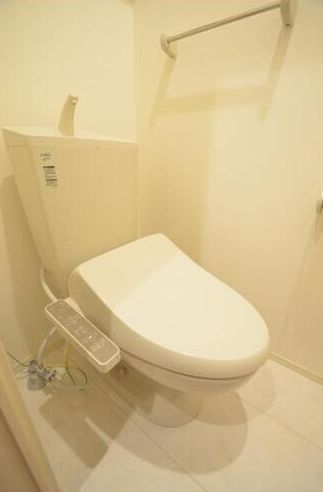 トイレ　別部屋参考写真