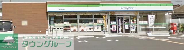 飲食店　ファミリーマート春日部牛島店（飲食店）まで760m