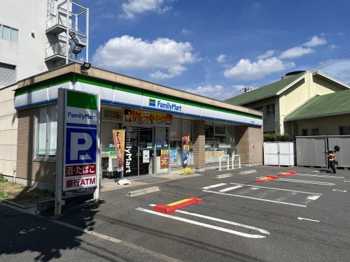 コンビニ　ファミリーマート 名古屋新栄店（コンビニ）まで622m