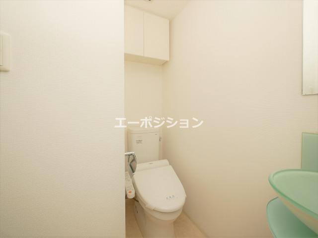 トイレ　ラシュレエグゼ難波南