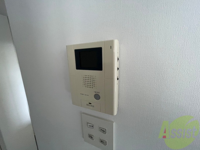 その他設備　ＴＶモニター付インターホンです。来客者の顔が見えるので安心！