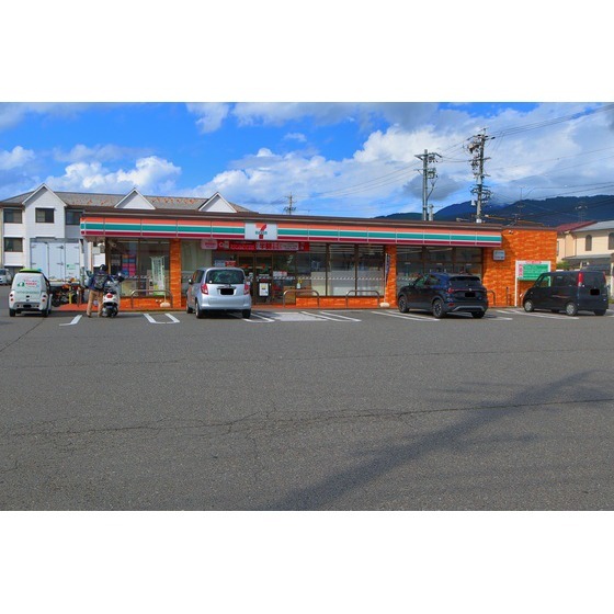 コンビニ　セブンイレブン松本女鳥羽１丁目店（コンビニ）まで354m