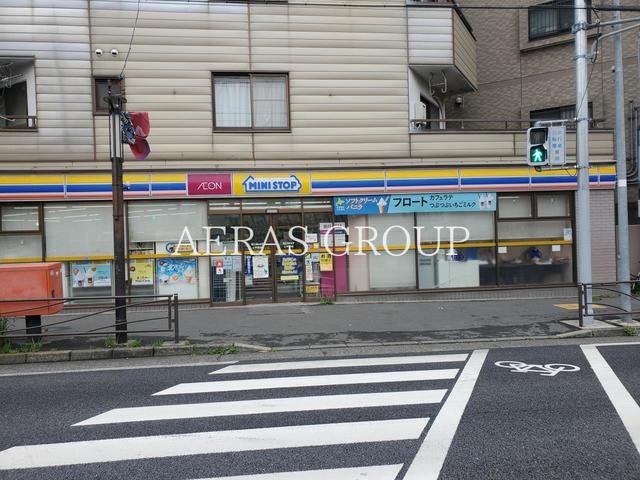 コンビニ　ミニストップ 上平間店（コンビニ）まで734m