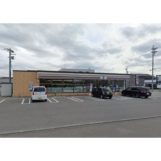 コンビニ　セブンイレブン佐久中込店（コンビニ）まで329m