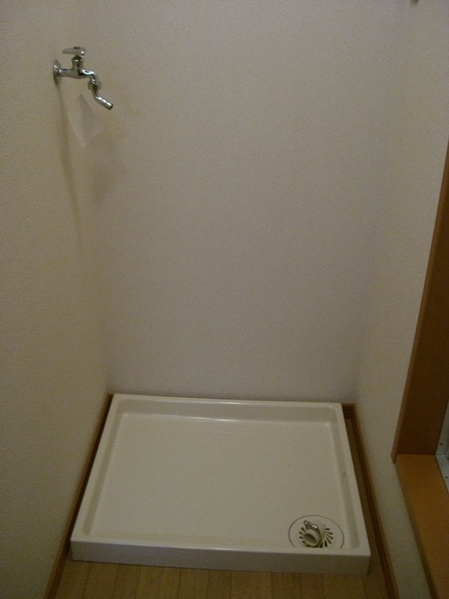 収納　増えがちな荷物をスッキリ収納できる大きめクローゼット完備☆