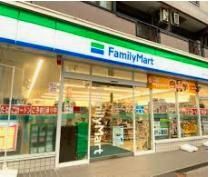 コンビニ　ファミリーマート船橋本町四丁目店（コンビニ）まで150m