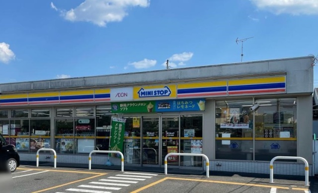 コンビニ　ミニストップ　大津大萱店（コンビニ）まで309m
