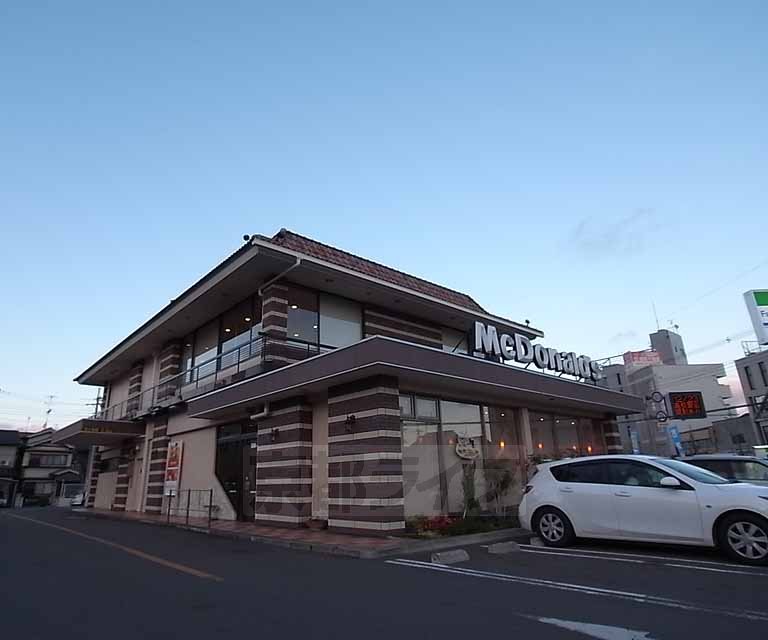 飲食店　マクドナルド五条桂店（飲食店）まで45m