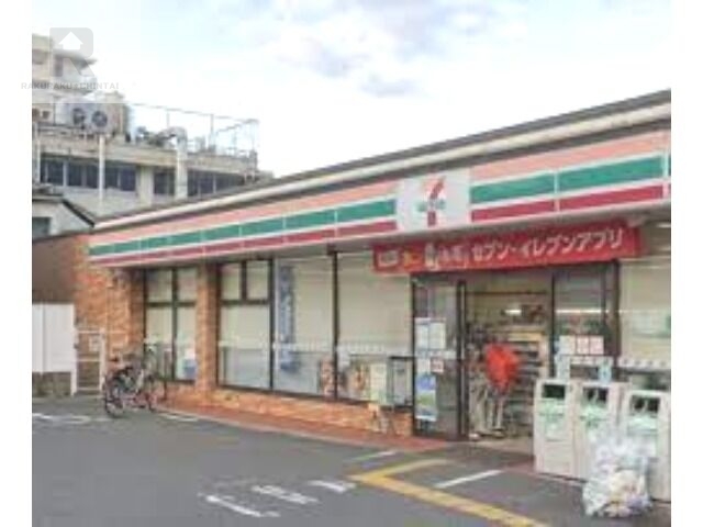 コンビニ　セブンイレブン豊中千成町店（コンビニ）まで1130m