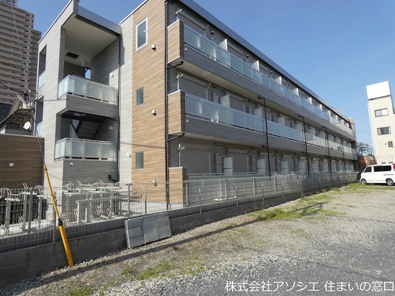 建物外観　リブリ・北越谷のご紹介は住まいの窓口　アソシエにお任せ下さい