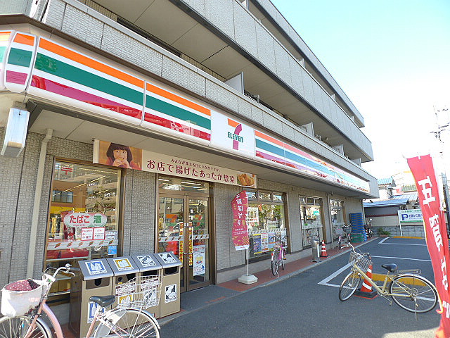 コンビニ　セブンイレブン 北越谷駅東口店（コンビニ）まで200m