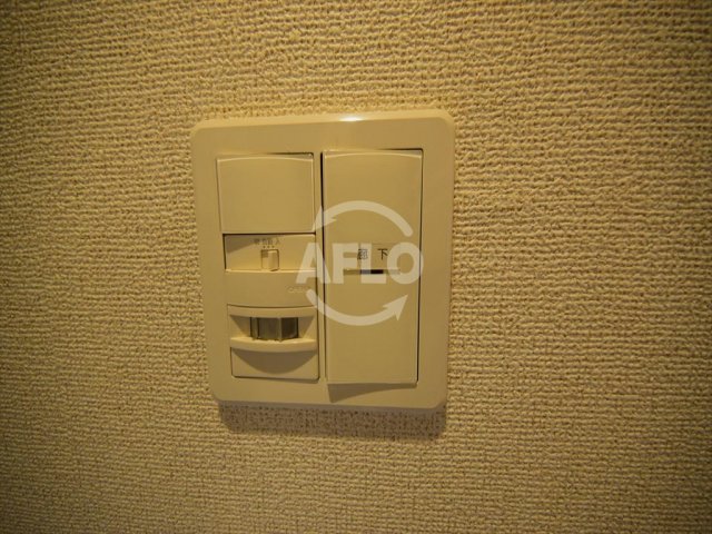 セキュリティ　人感センサー