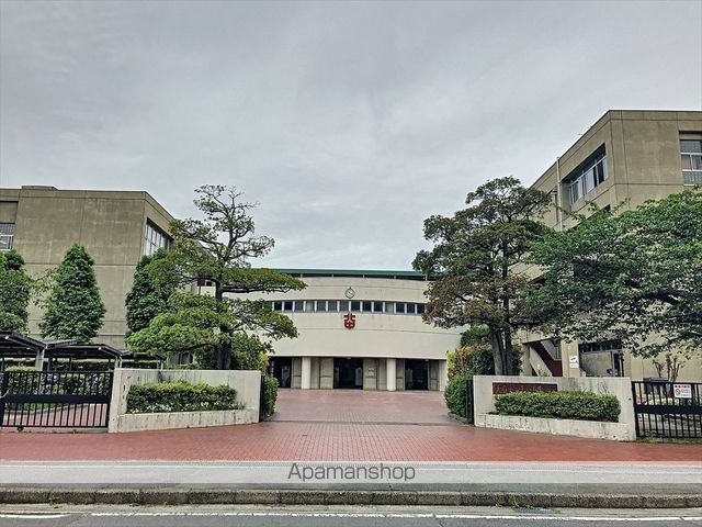 中学校　大府北中学校（中学校）まで372m