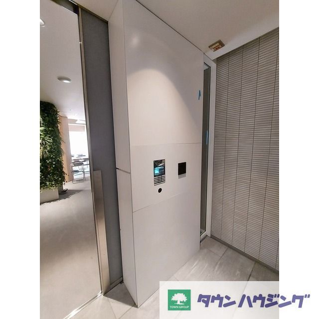 エントランス　オートロック