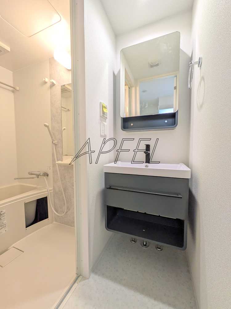 セレニテ谷町四丁目アリエの内装写真