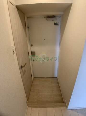 玄関　コンフォリア滝野川