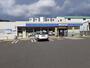 コンビニ　ローソン小山５丁目店（コンビニ）まで700m