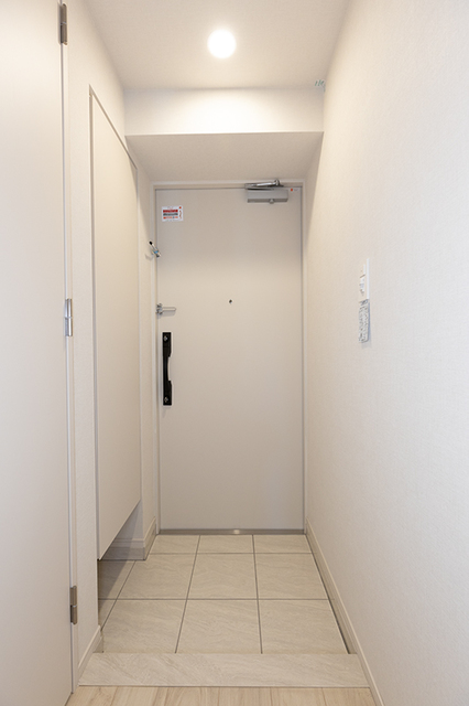 玄関　※写真は同タイプ住戸です。