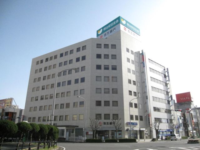 銀行　百五銀行（銀行）まで740m