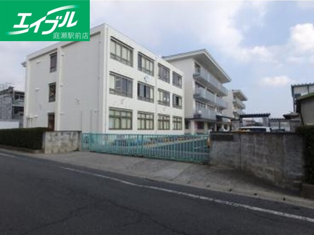 小学校　老松小学校（小学校）まで400m