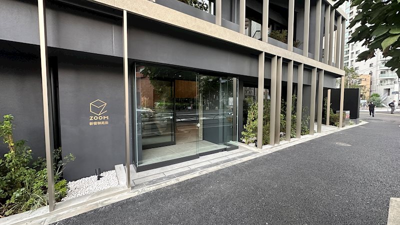 エントランス　エントランス